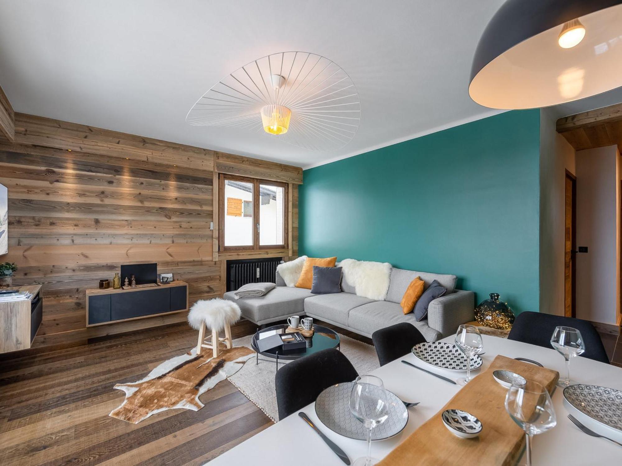 Apartment Renove Au Centre De Avec Parking Et Balcon - Fr-1-569-16 *